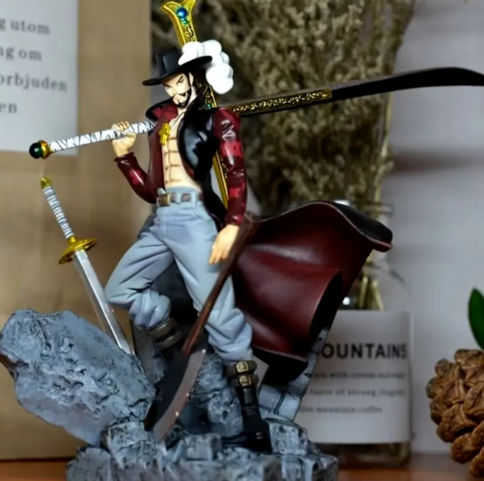 🏴‍☠️ Embarquez dans l'aventure avec la figurine Dracule Mihawk ! 🏴‍☠️