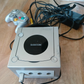 Nintendo GameCube d’occasion – Avec manette et câbles inclus | Testée & garantie