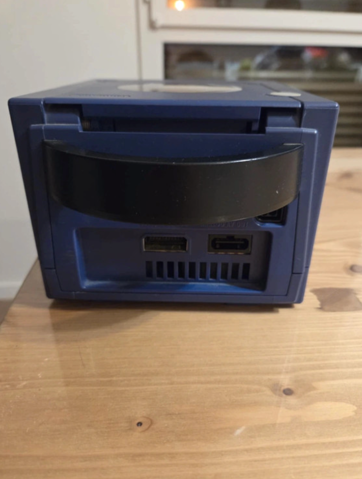 Nintendo GameCube d’occasion – Avec manette et câbles inclus | Testée & garantie