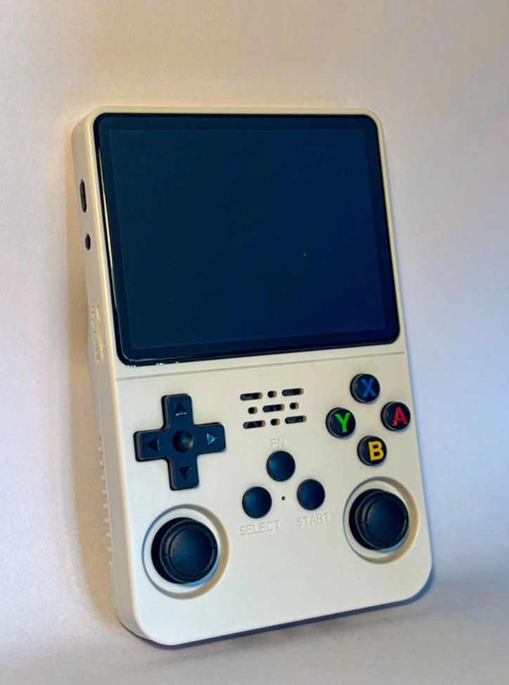Console R36 – Plus de 15 000 jeux intégrés + émulateurs PSP, PS1, Nintendo 64