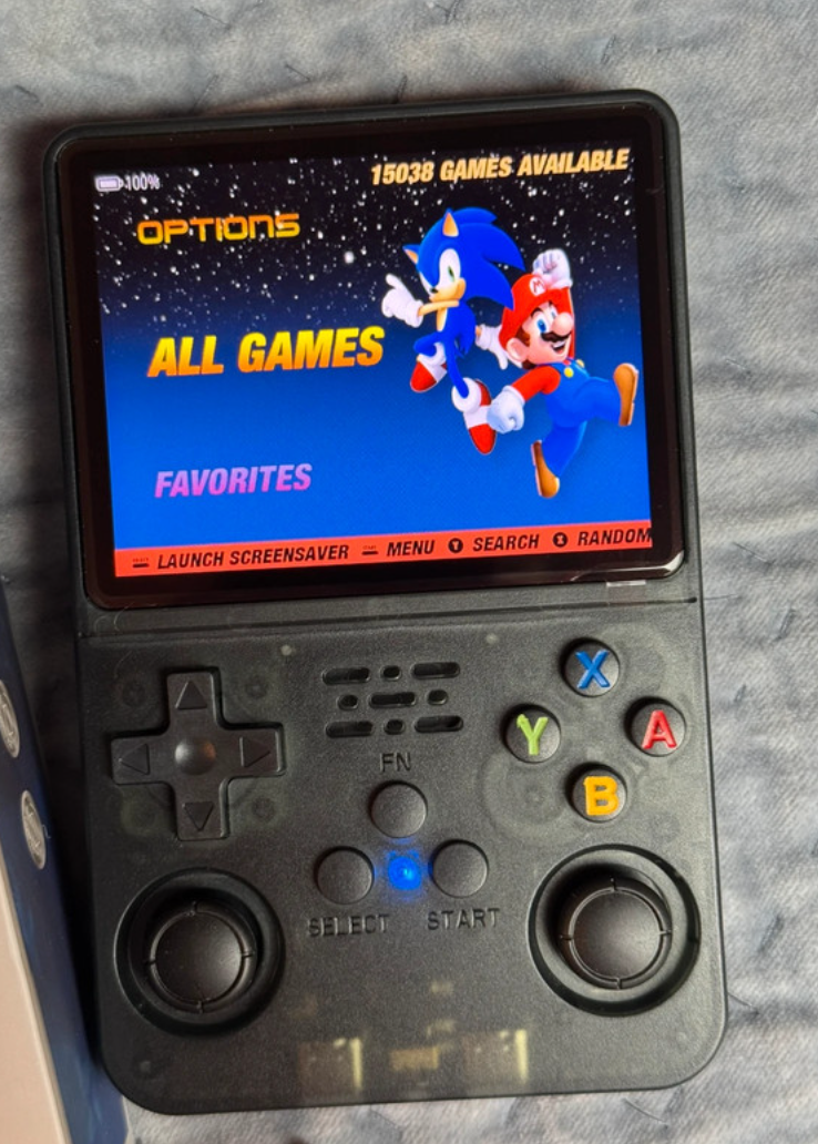 Console R36 – Plus de 15 000 jeux intégrés + émulateurs PSP, PS1, Nintendo 64
