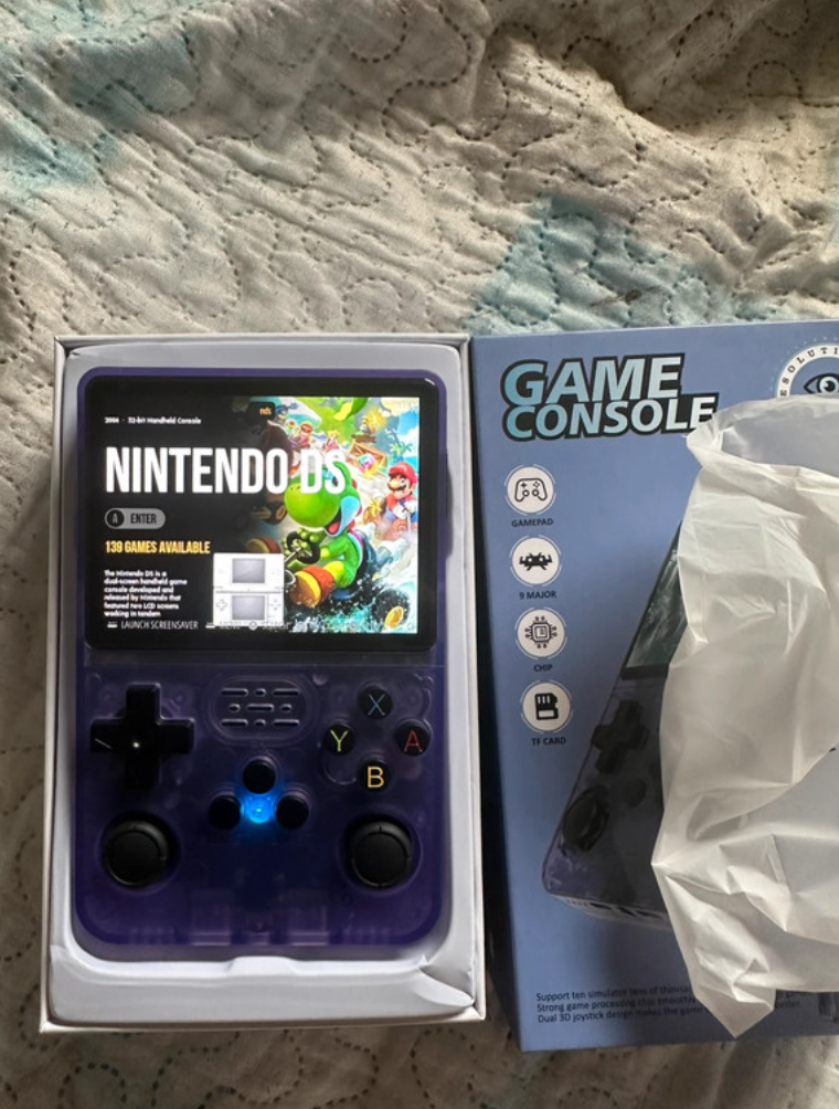 Console R36 – Plus de 15 000 jeux intégrés + émulateurs PSP, PS1, Nintendo 64