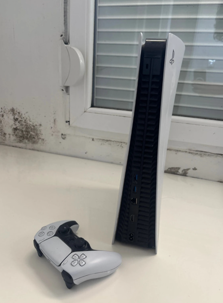 Sony PlayStation 5 d’occasion – Avec manette DualSense & câbles inclus | Testée & garantie