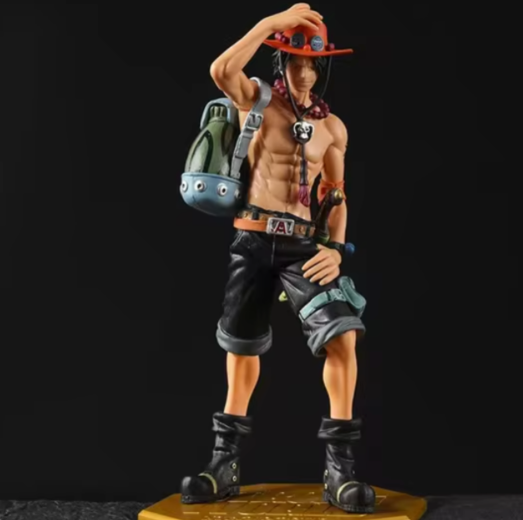 🏴‍☠️ Enflammez votre collection avec la figurine de Monkey D. Ace ! 🔥