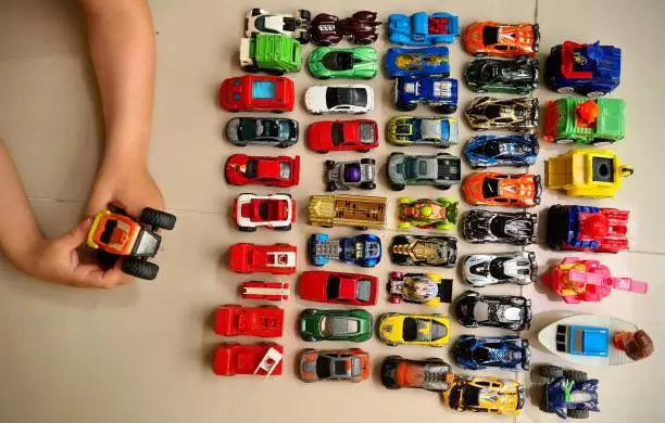 ✔️ Des heures de jeu pour les petits et les grands amateurs de voitures. ✔️ Choisissez parmi une variété de modèles amusants. ✔️ Les mini voitures parfaites pour des aventures imaginaires.  Explorez notre gamme de mini jouets voiture sur LaBoutike dès aujourd'hui !  #MiniJouetVoiture #LaBoutike #DivertissementPourEnfants #JouetsDeCollection #PetitesVoitures #AventuresImaginaires #JeuxD'Enfants #MiniVéhicules"